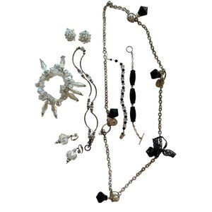 Vintage Costume Jewelry Lot #9 Necklaces Bracelets & Clip Earrings  Sparkly Chic